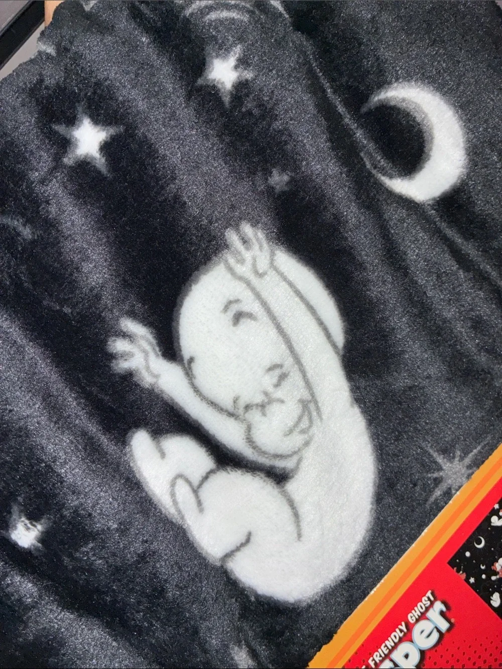 Casper the friendly ghost soft plush throw
